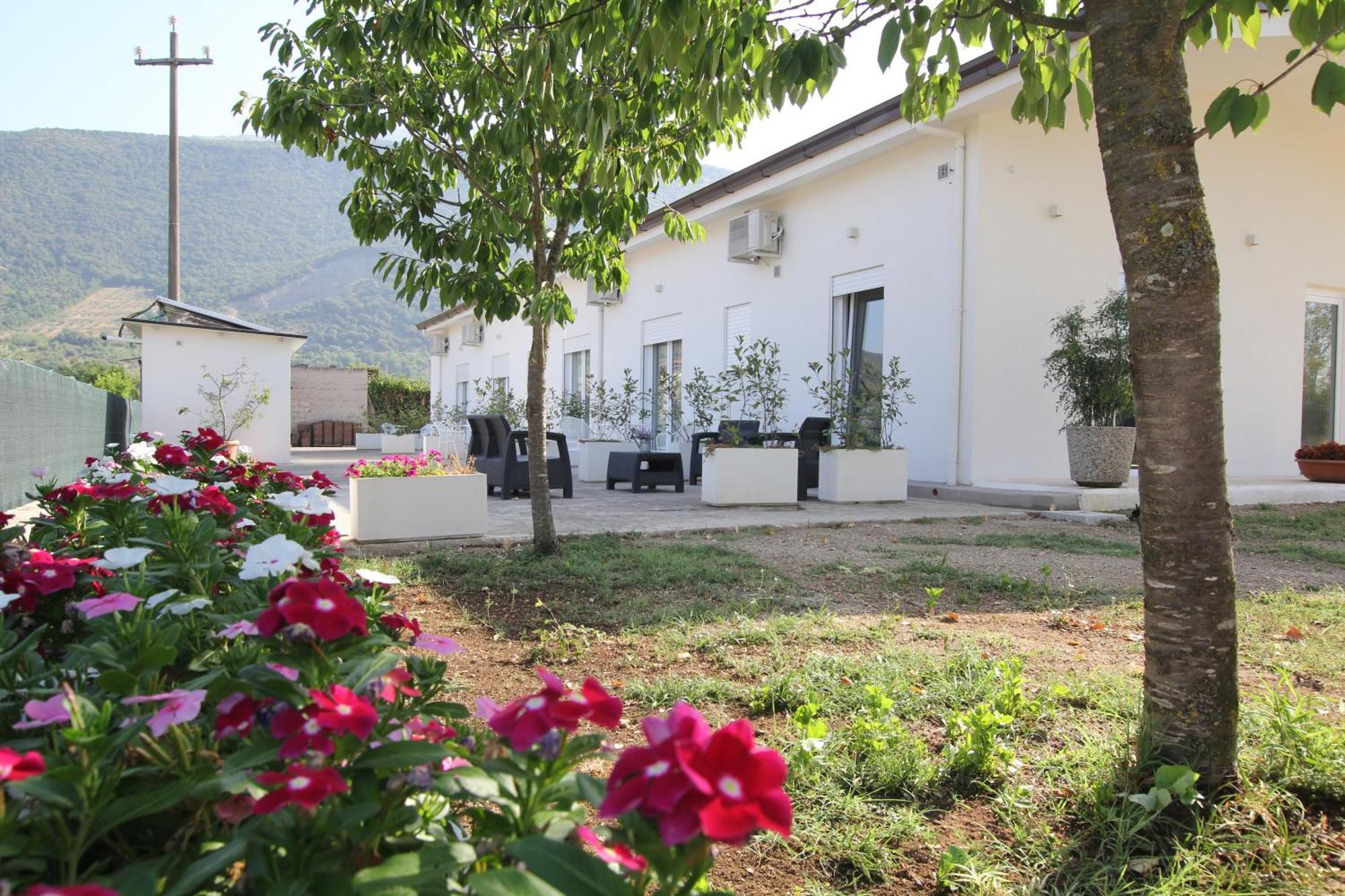 Villa Capodacqua Castrocielo Exterior photo