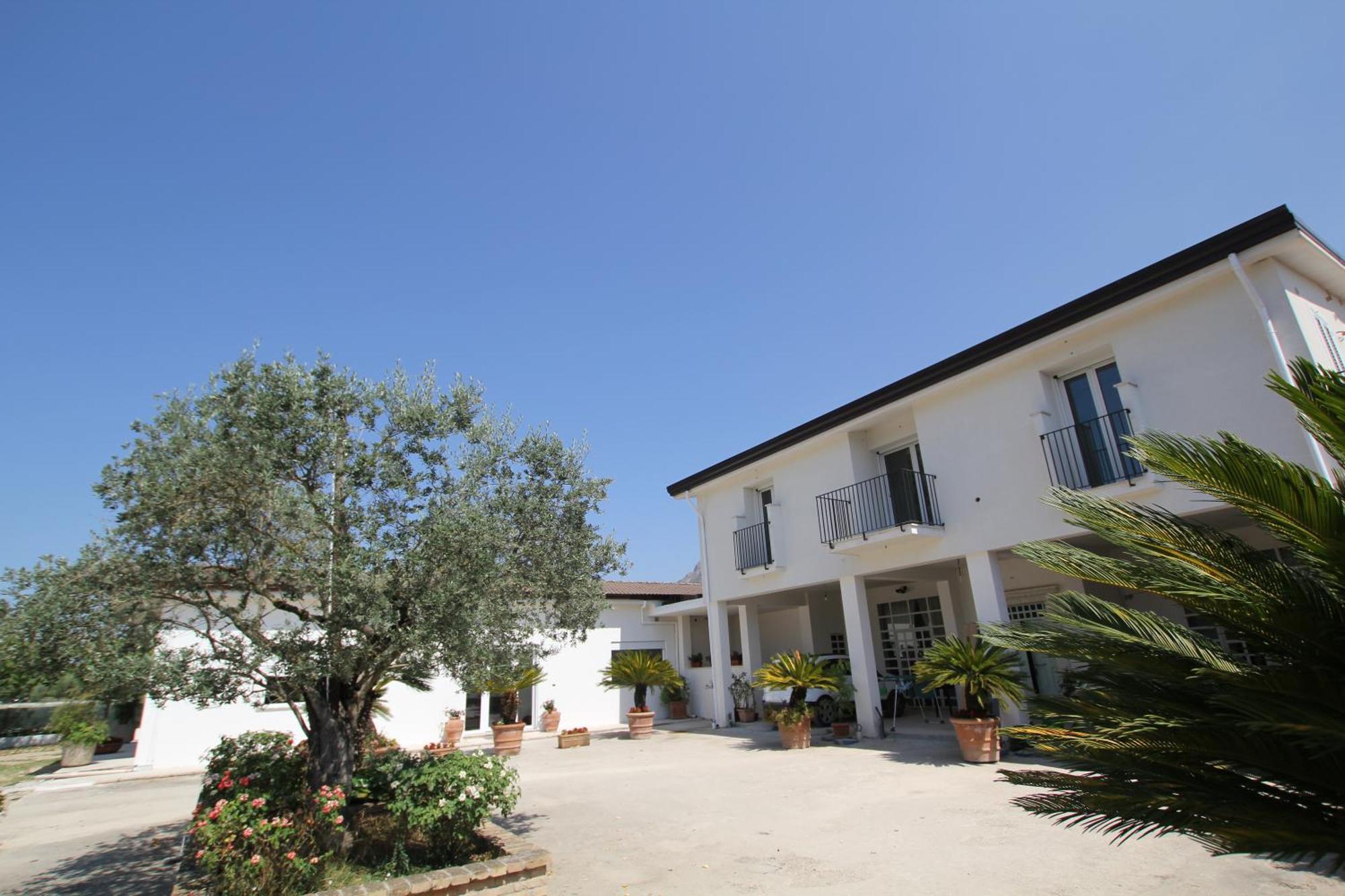 Villa Capodacqua Castrocielo Exterior photo